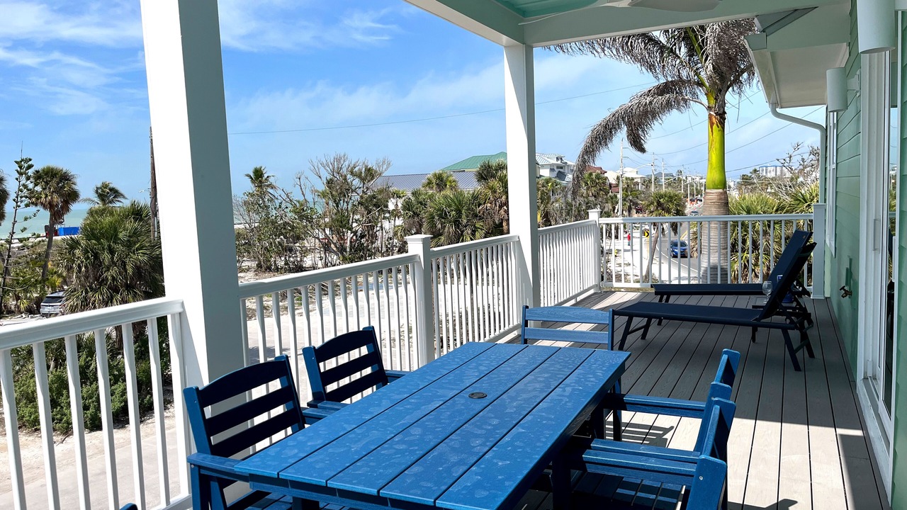 Photo of Outdoor in Mid Island