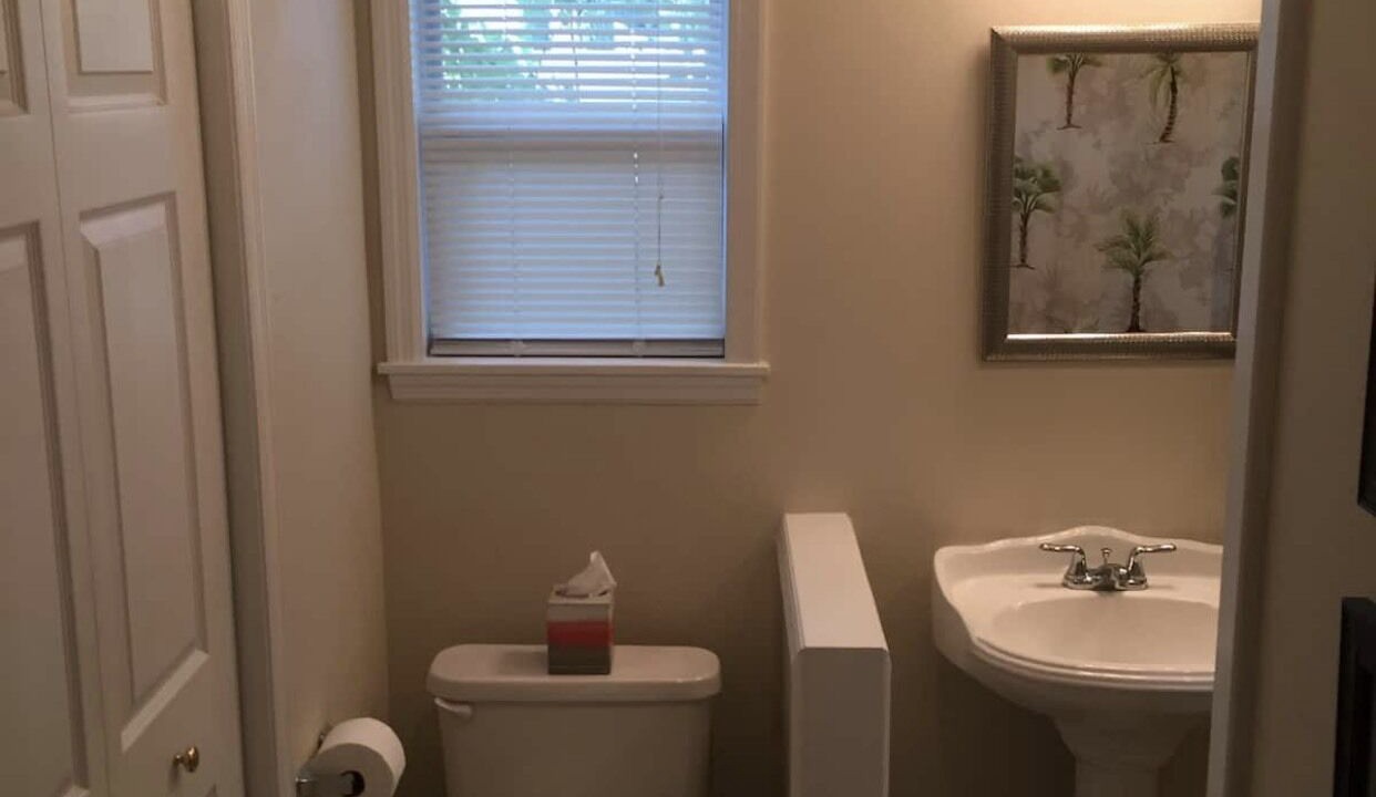 Photo of Bathroom in Governor's Walk