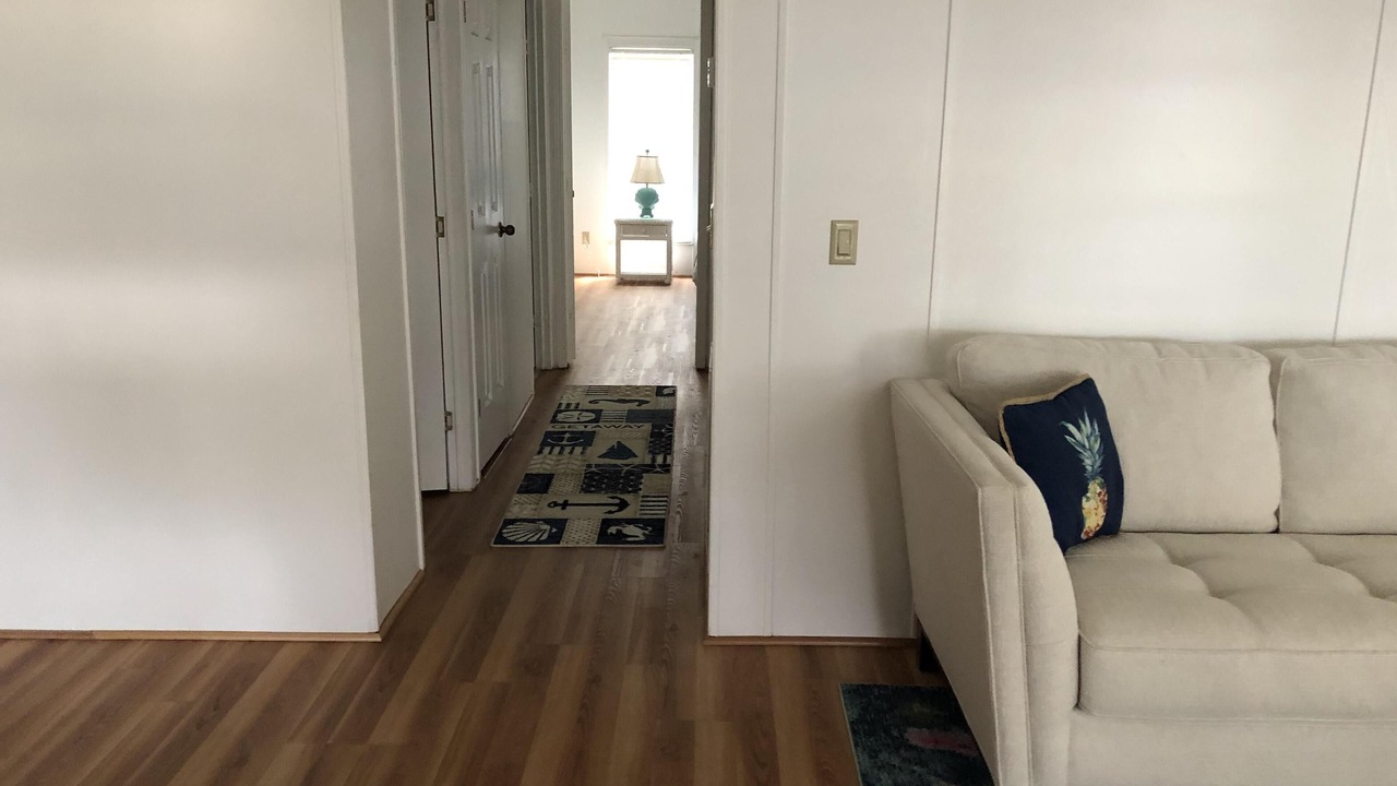 Photo of Livingroom in Taylor Creek