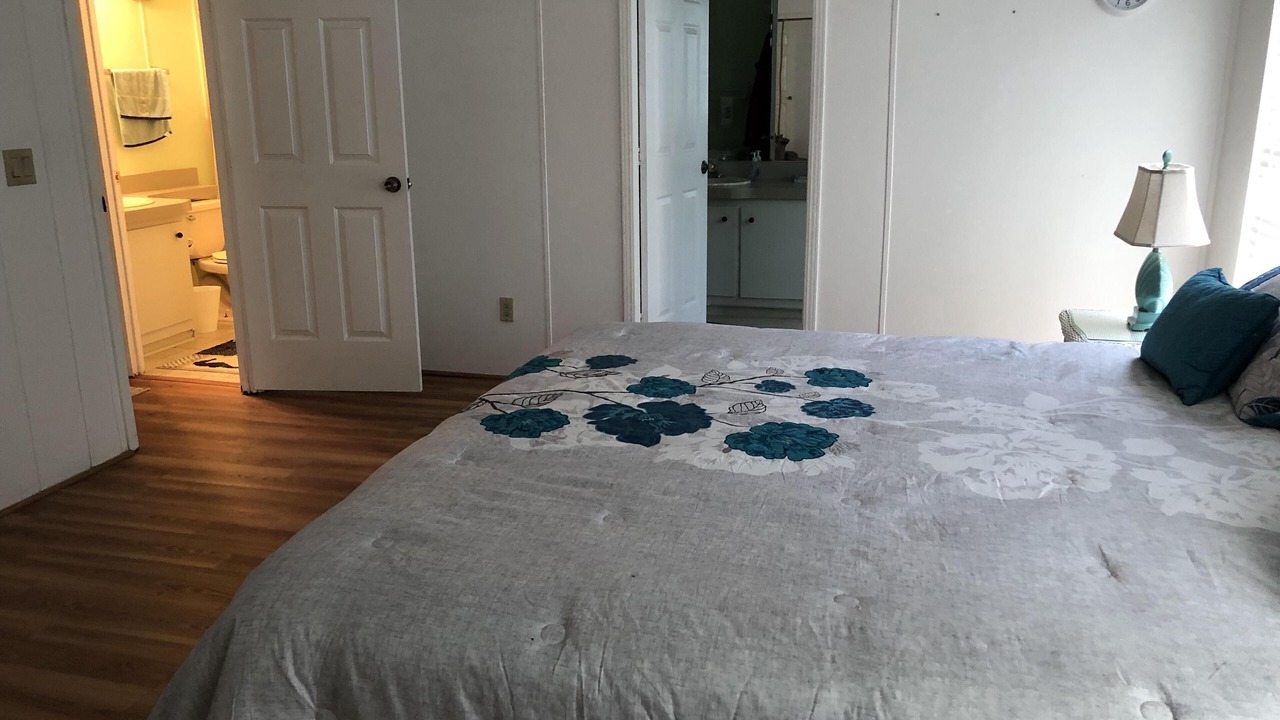 Photo of Bedroom in Taylor Creek