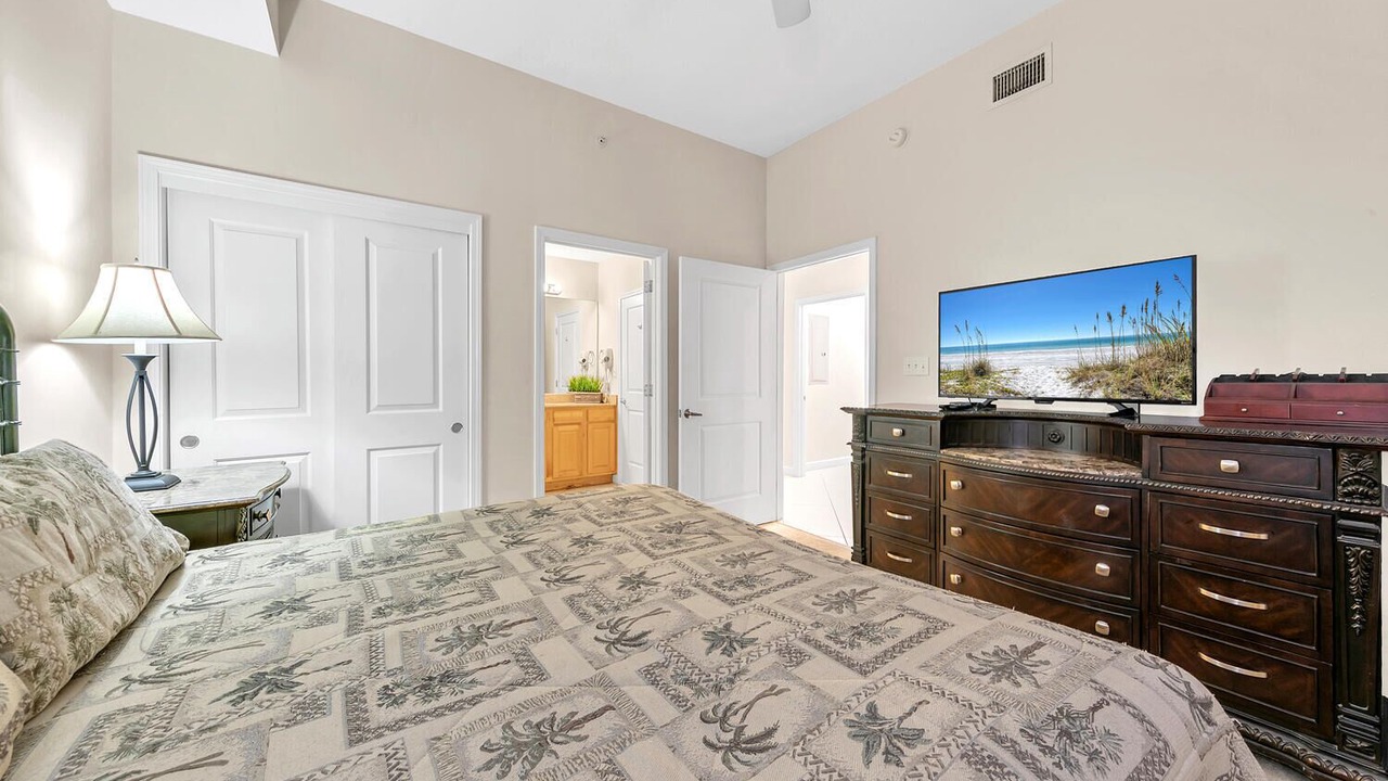 Photo of Bedroom in Long Beach