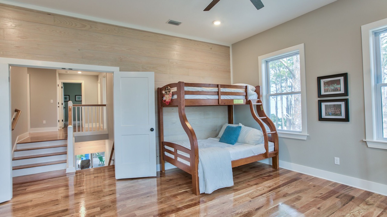 Photo of Bedroom in Alligator Point