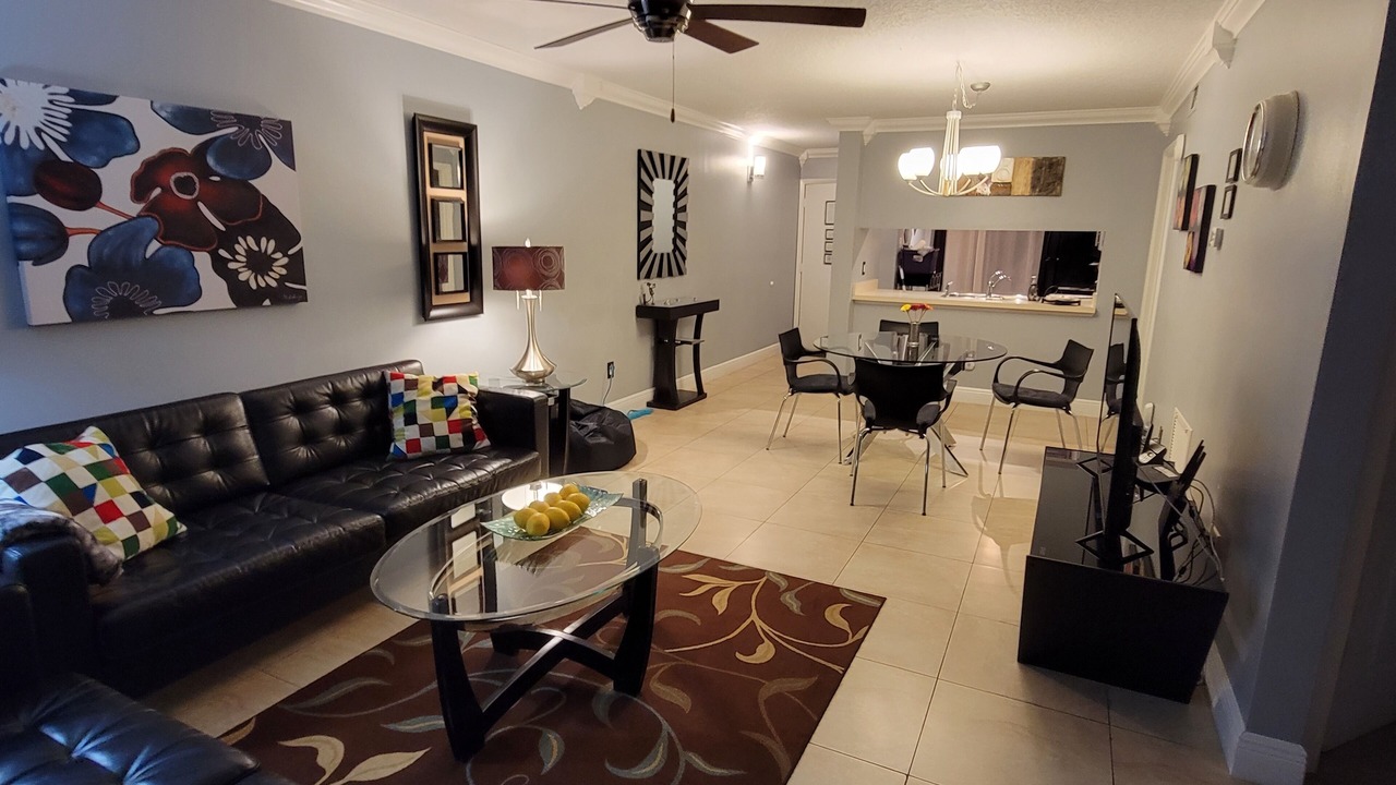 Photo of Livingroom in Ventura