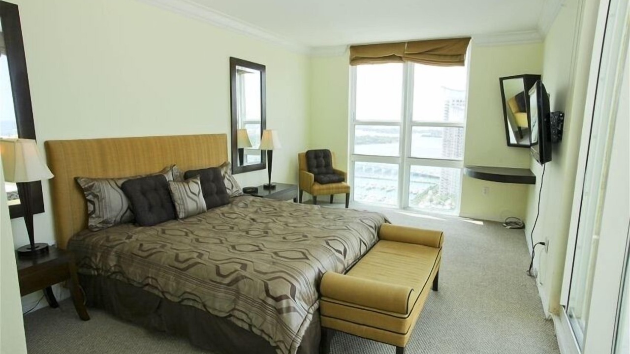 Photo of Bedroom in South Pointe