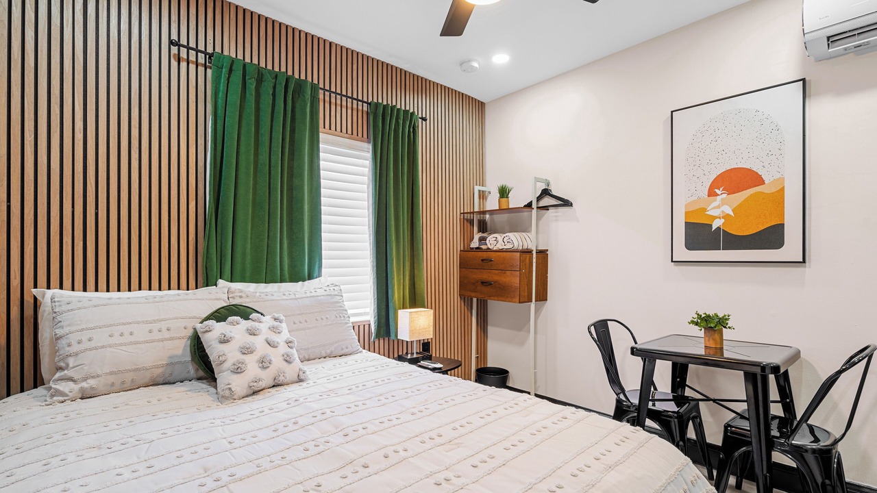 Photo of Bedroom in West Avenue
