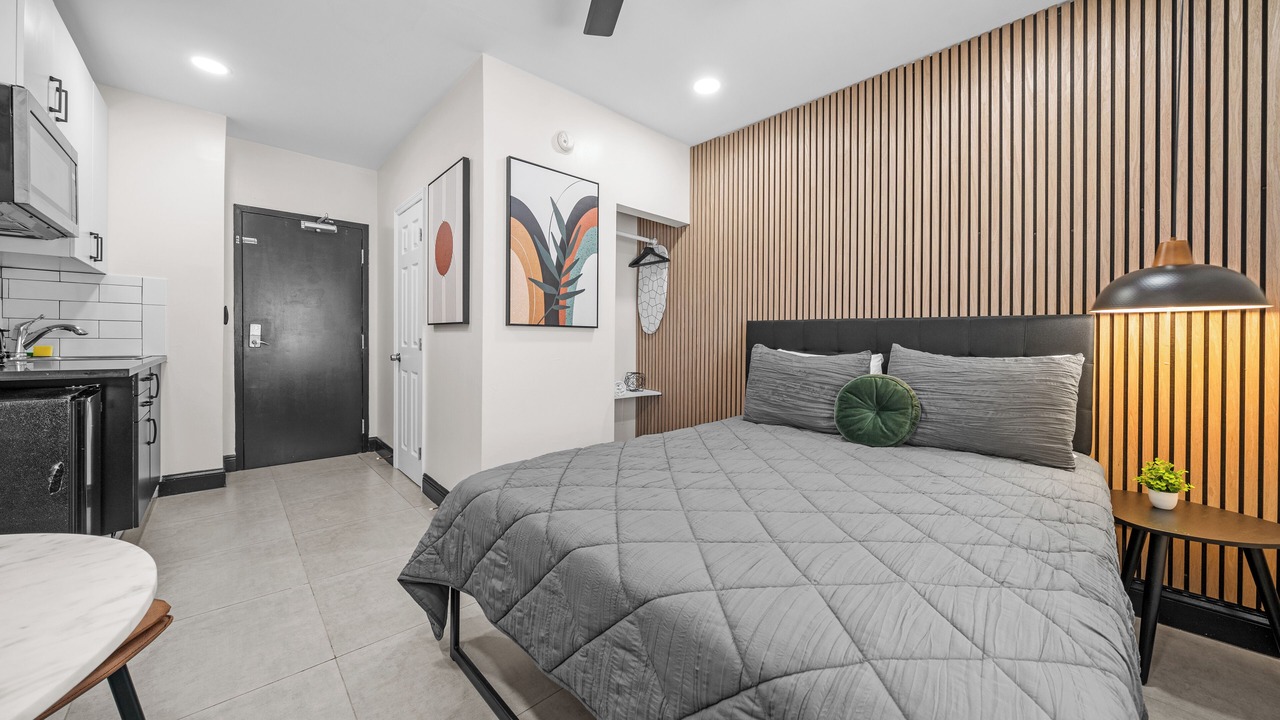 Photo of Bedroom in West Avenue