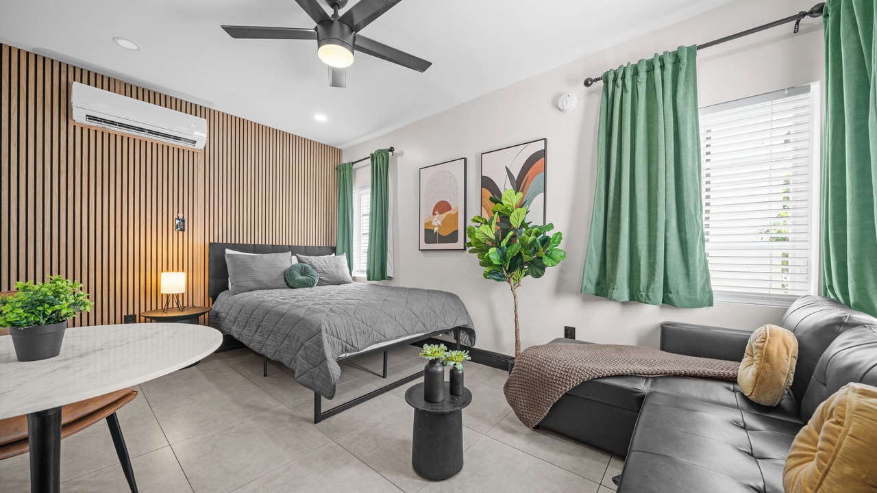 Photo of Bedroom in West Avenue