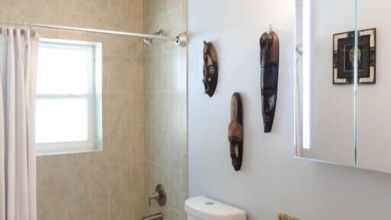 Photo of Bathroom in College Park