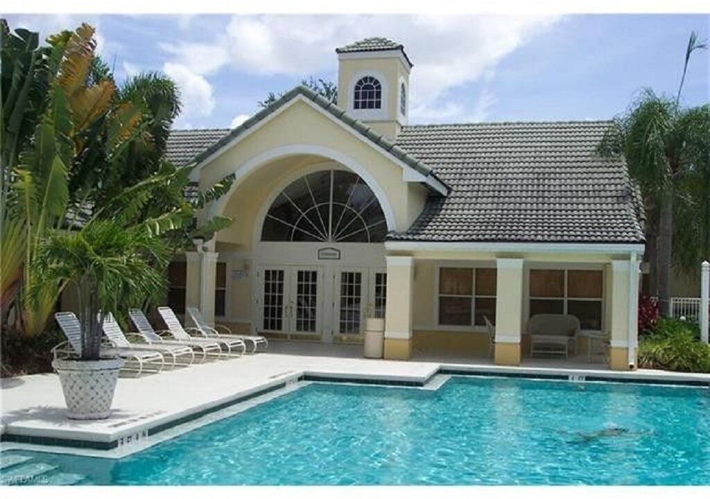 Photo of Bedroom in Villas