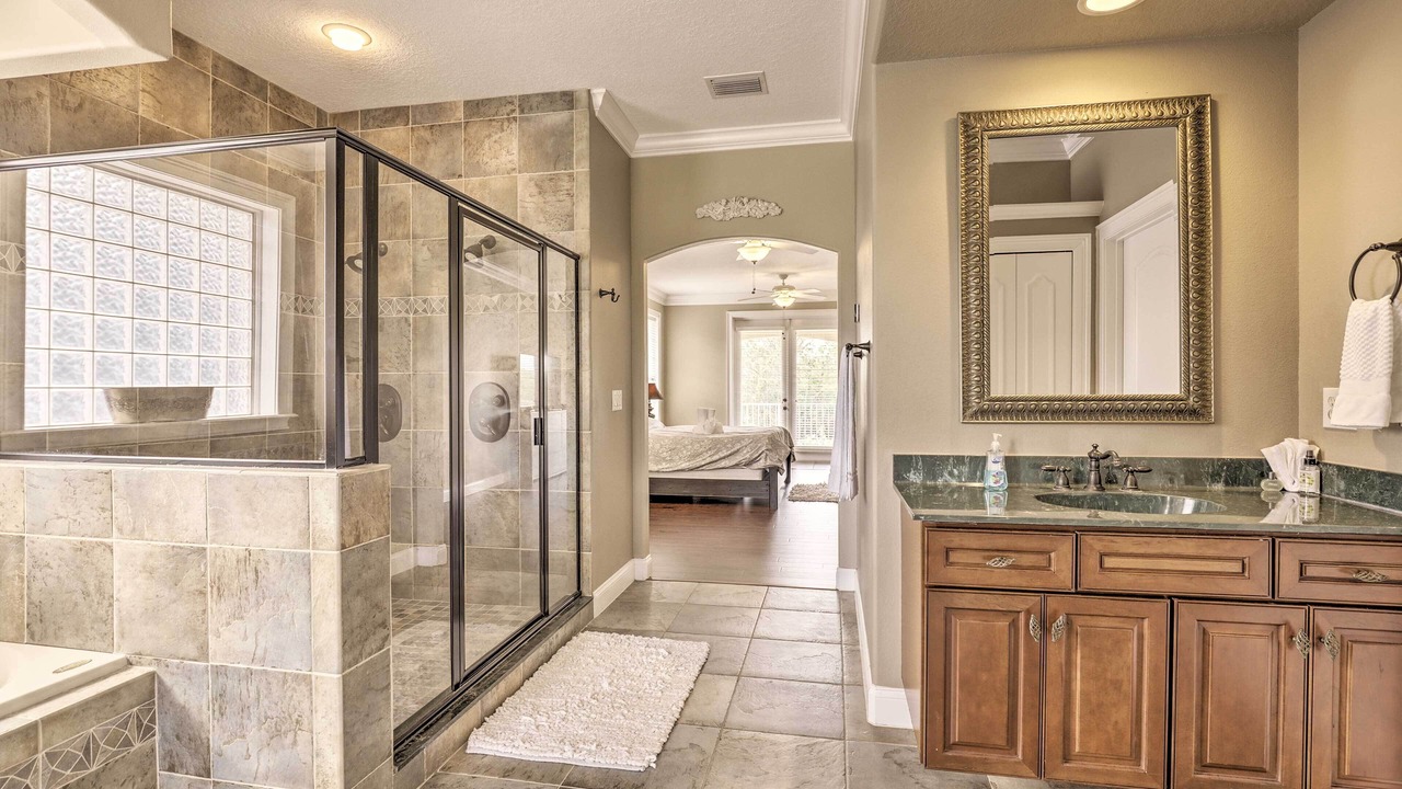 Photo of Bathroom in Palm Harbor