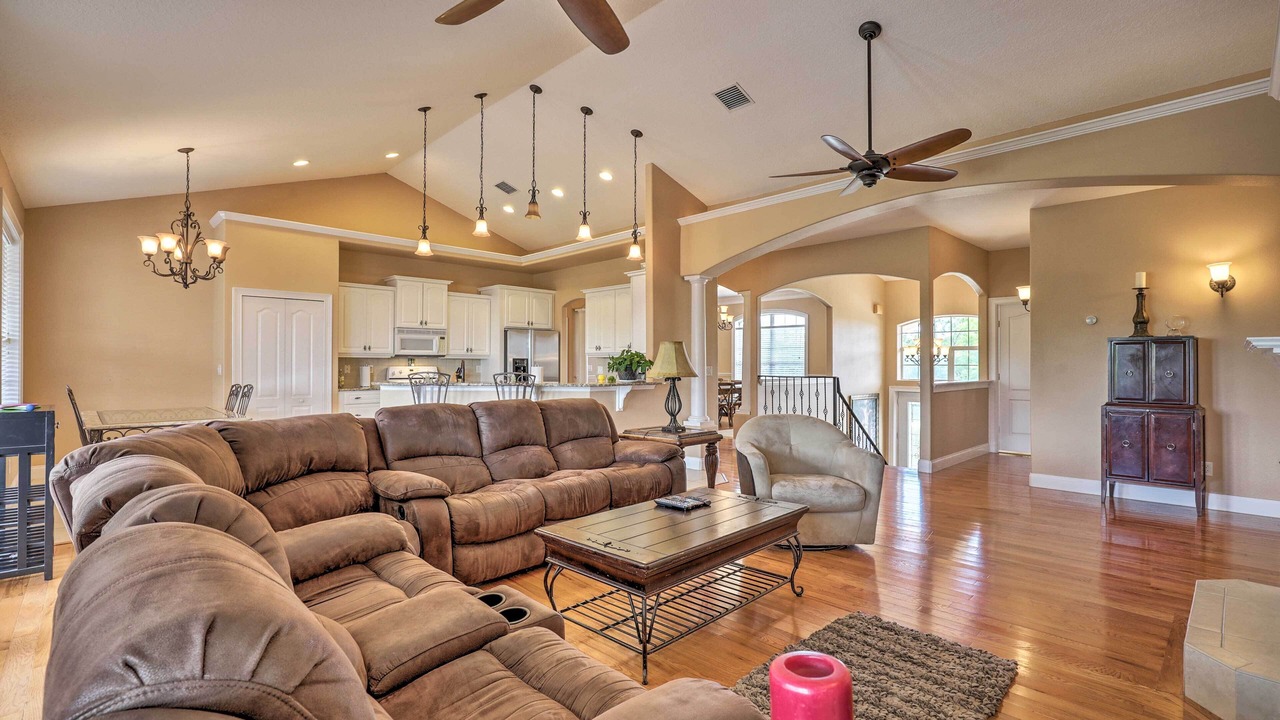 Photo of Livingroom in Palm Harbor