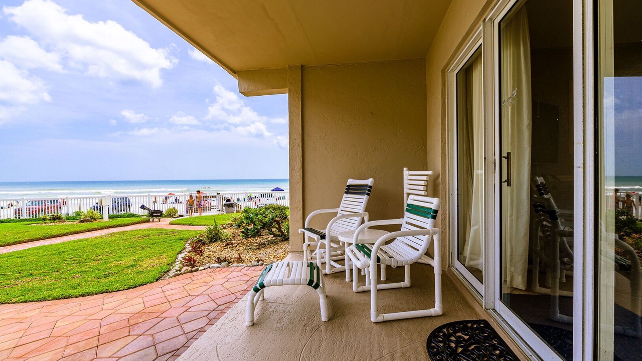 Photo of Patio Balcony in Boardwalk