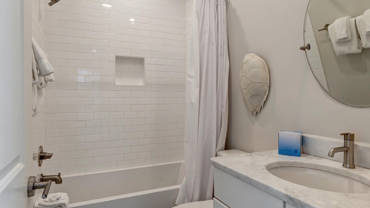 Photo of Bathroom in Villa Lago