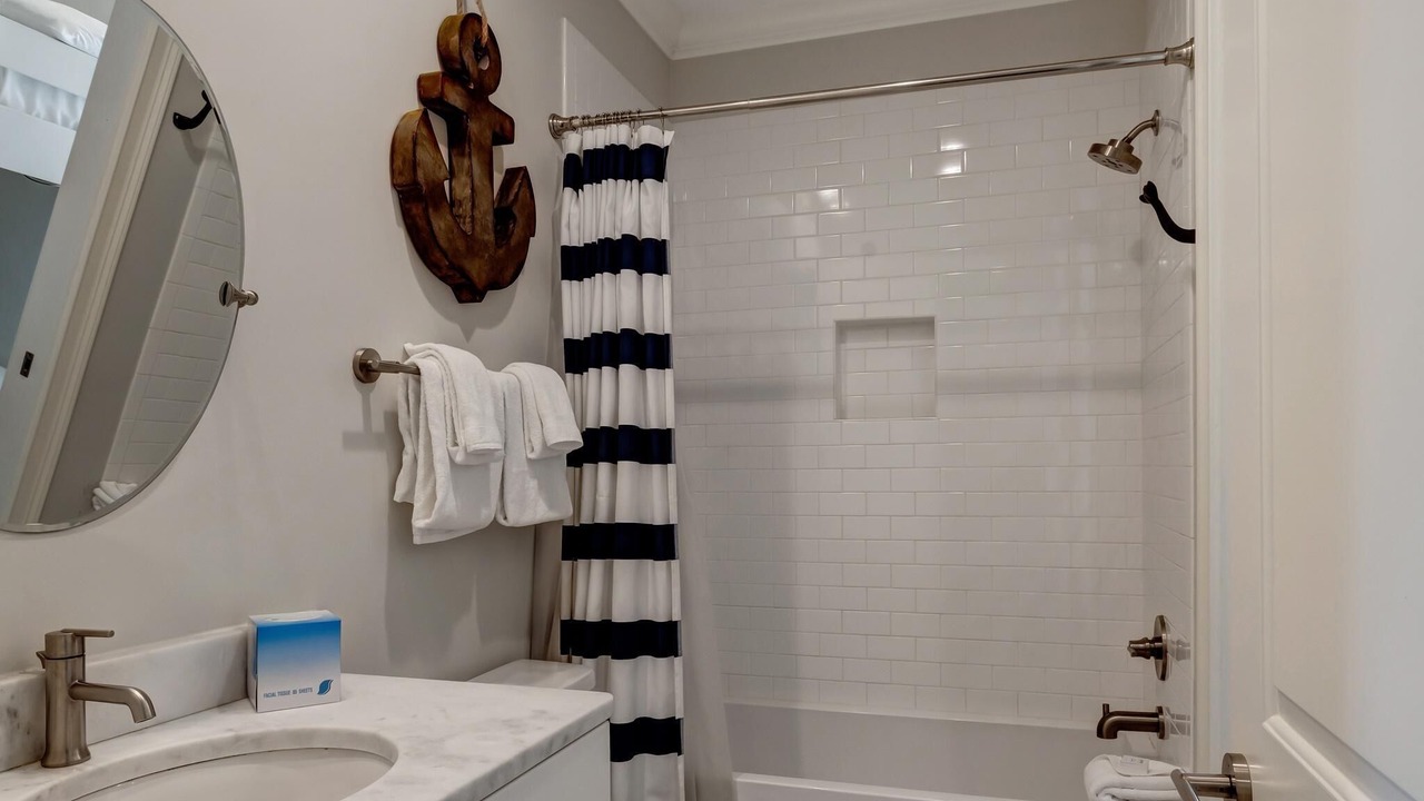 Photo of Bathroom in Villa Lago