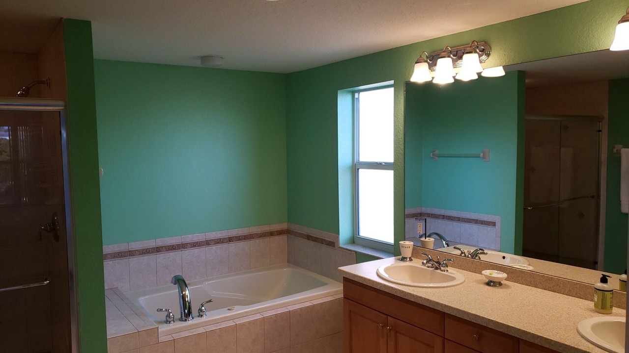 Photo of Bathroom in Independence Square