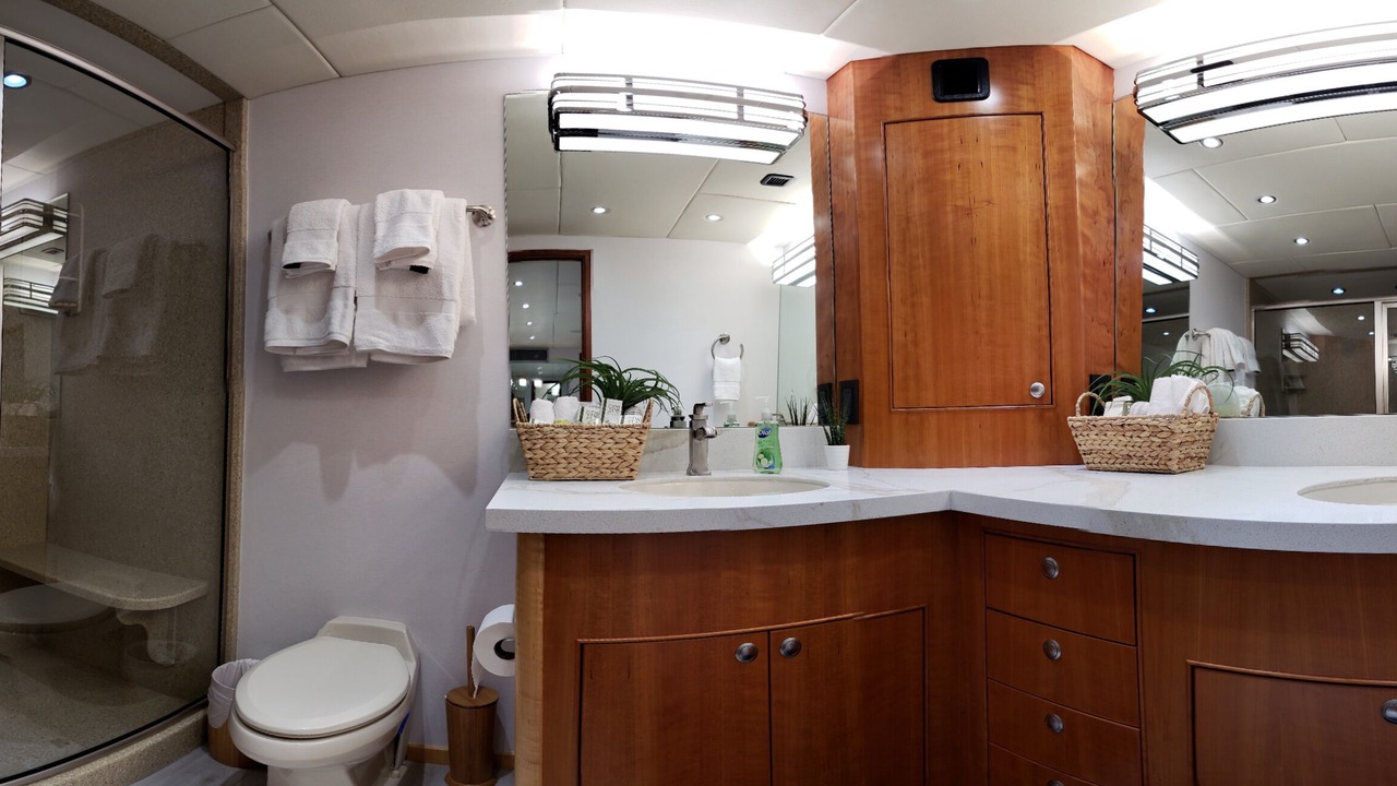 Photo of Bathroom in Sun Bay South