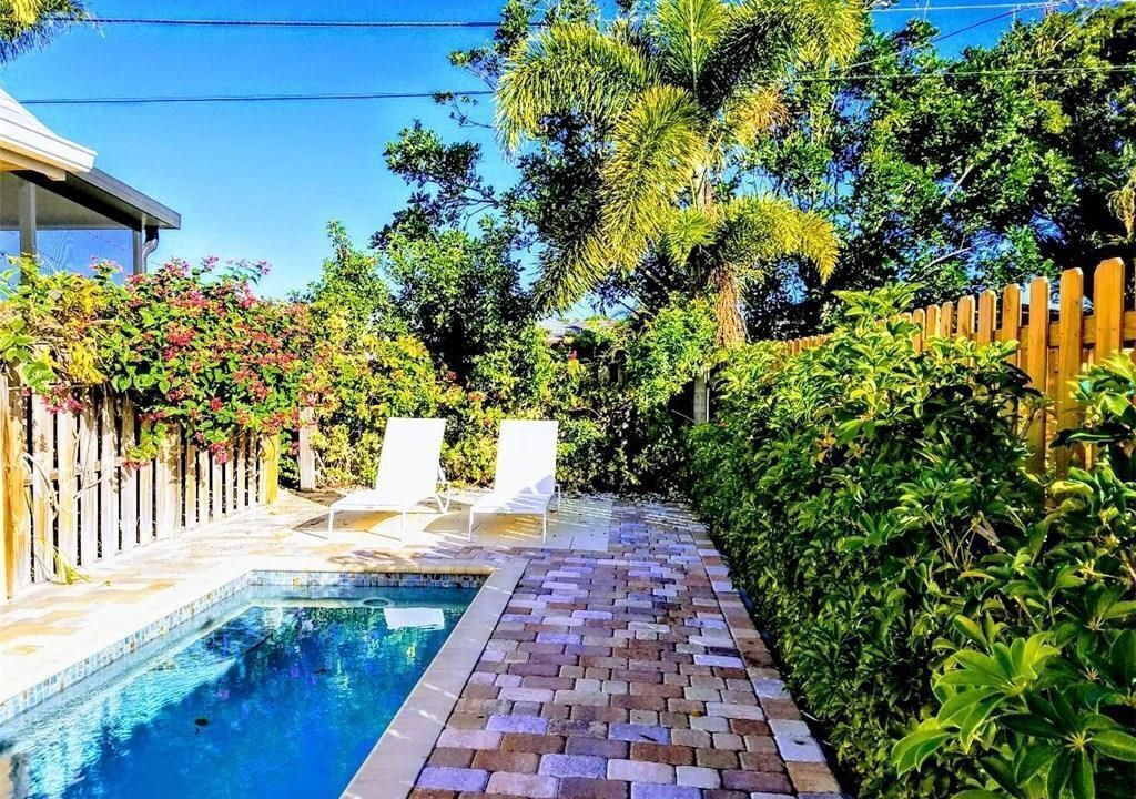 Photo of Outdoor in Connors