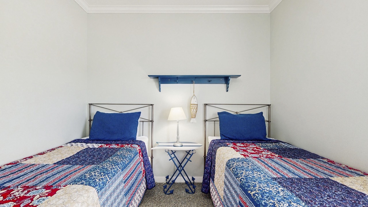 Photo of Bedroom in Dauphin Island