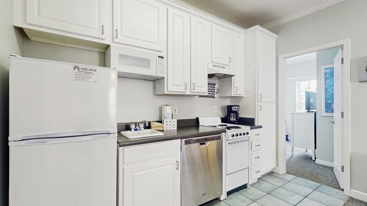 Photo of Kitchen in Dauphin Island