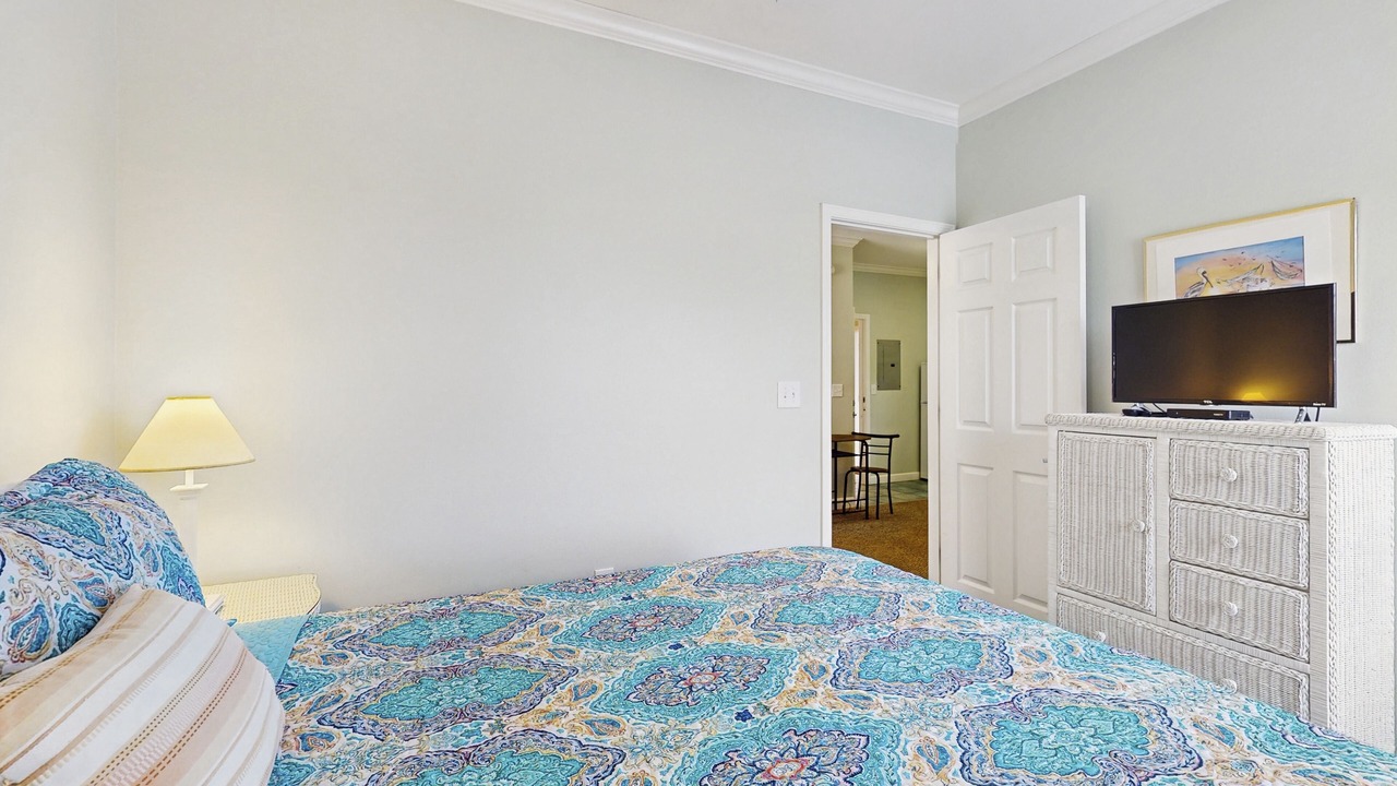 Photo of Bedroom in Dauphin Island