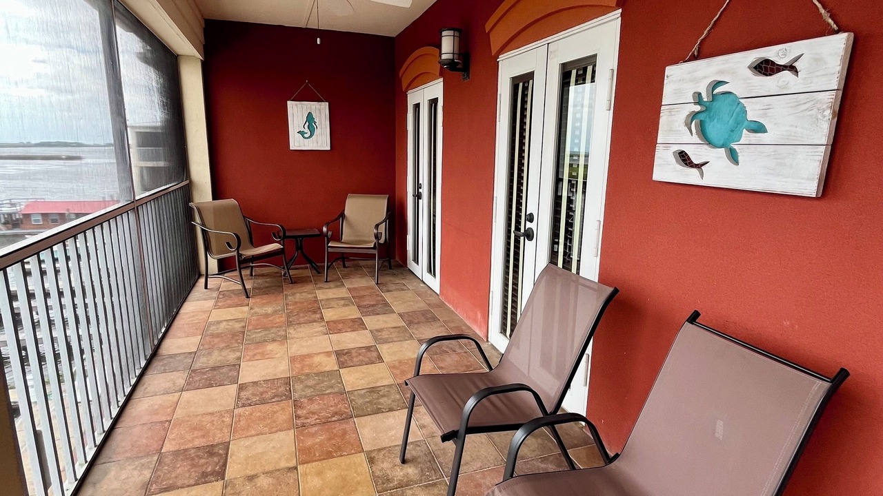 Photo of Patio Balcony in Historic Downtown Apalachicola