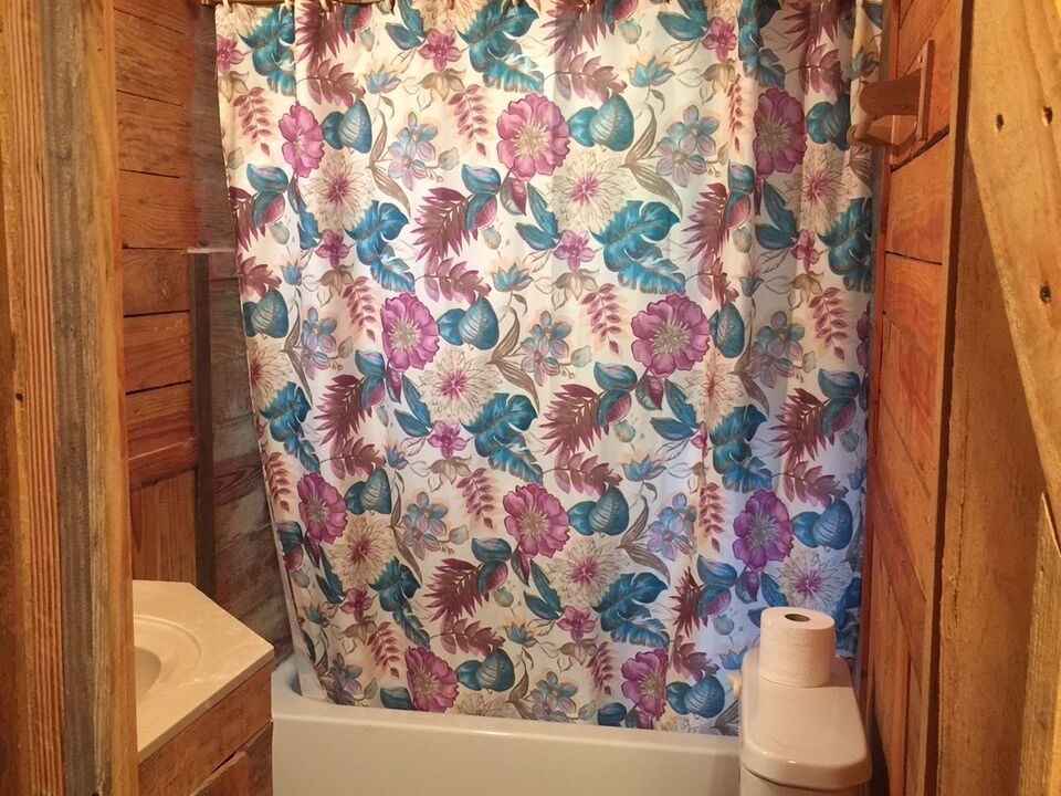Photo of Bathroom in Reddick