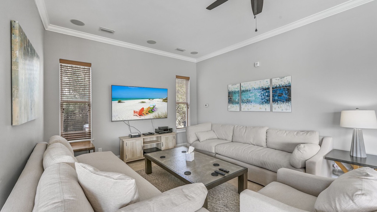 Photo of Livingroom in Emerald Waters Village
