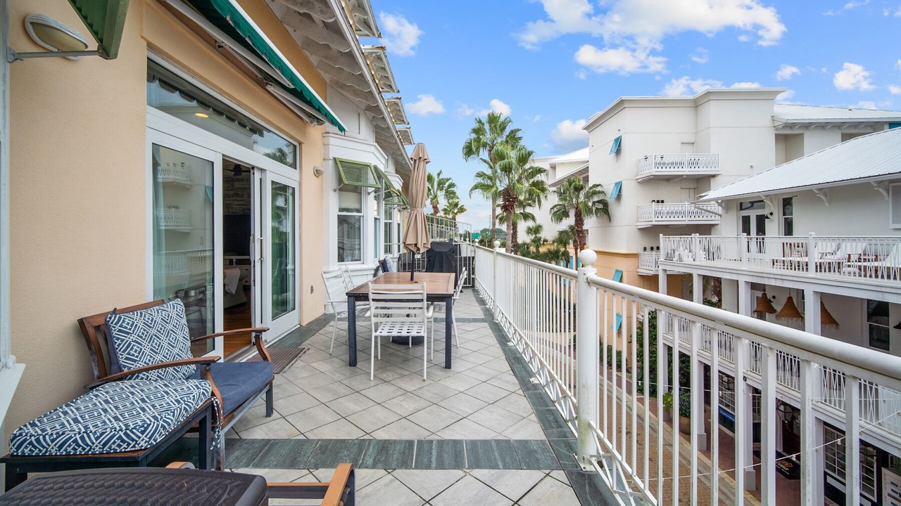 Photo of Outdoor in Sunnyside