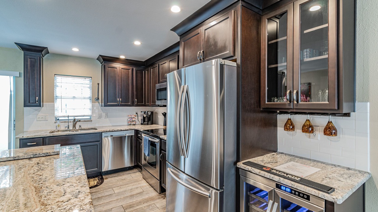 Photo of Kitchen in Courier City - Oscawana