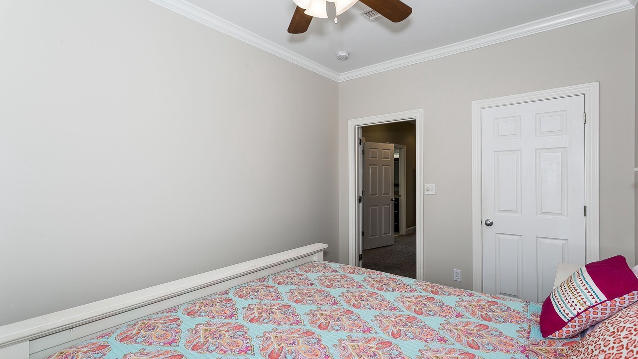 Photo of Bedroom in White Sands