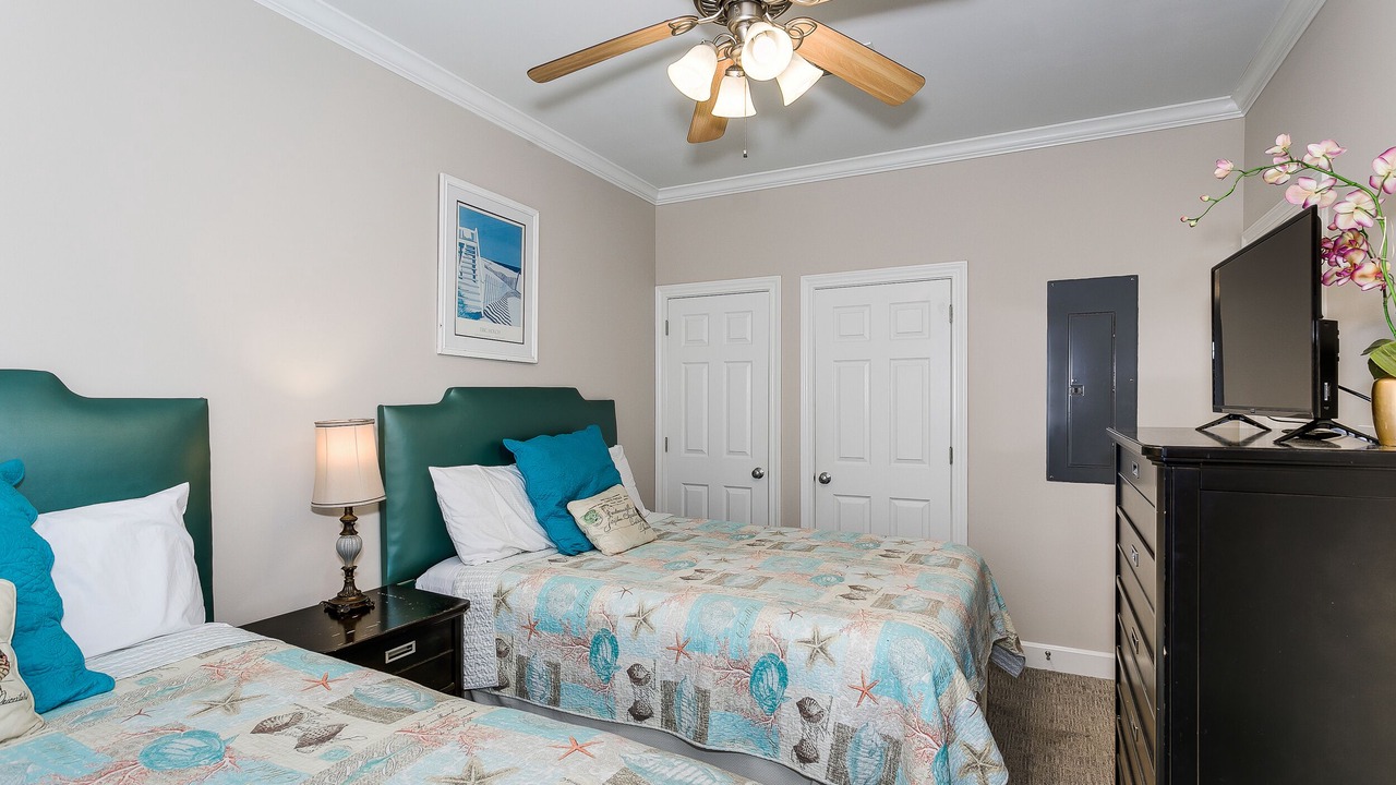 Photo of Bedroom in White Sands