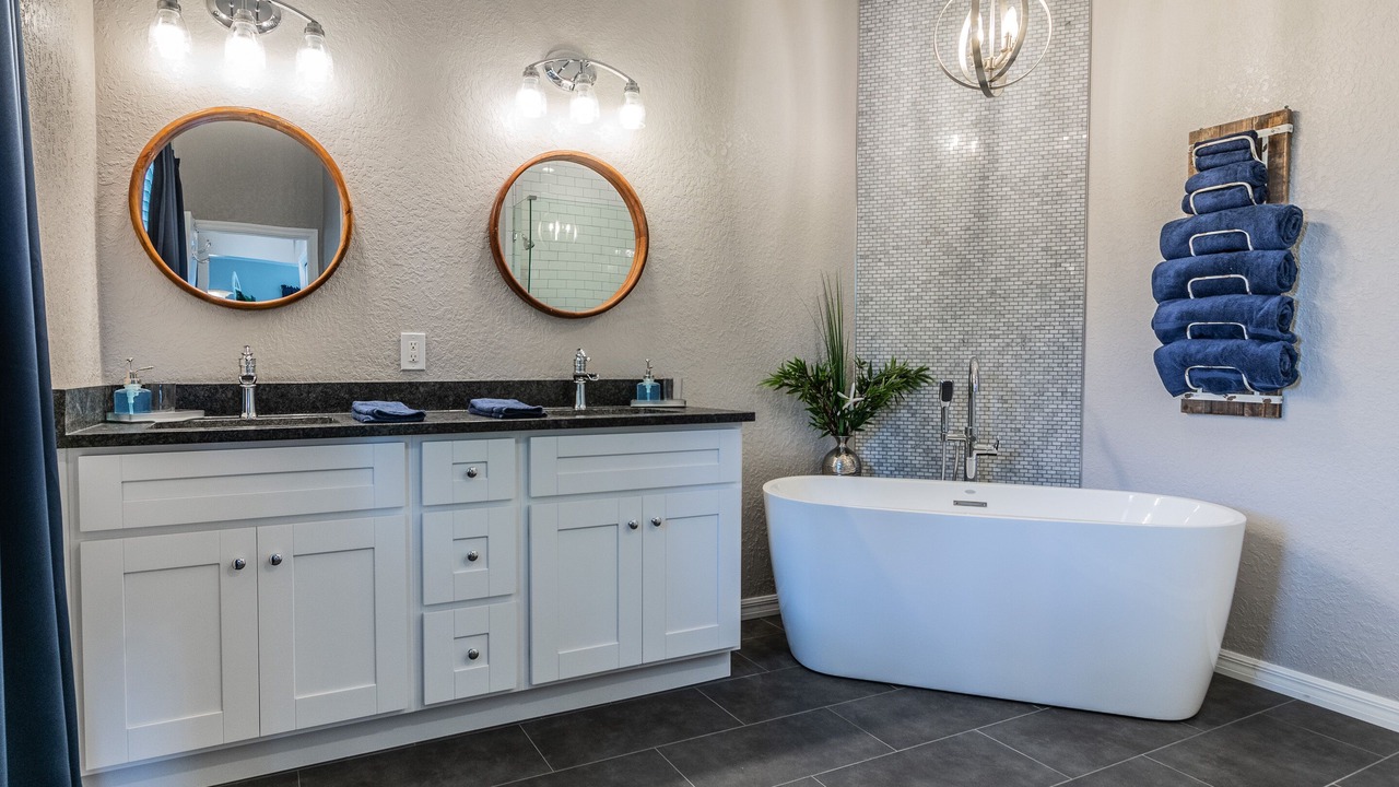Photo of Bathroom in Tarpon Springs