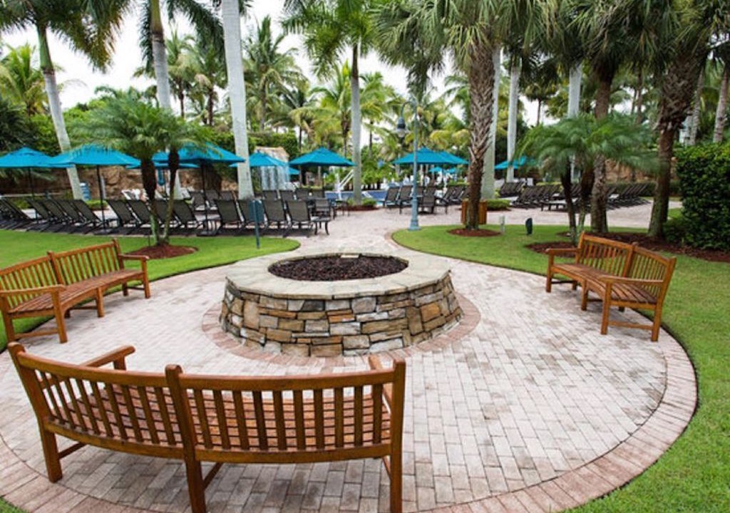 Photo of Outdoor in Estero