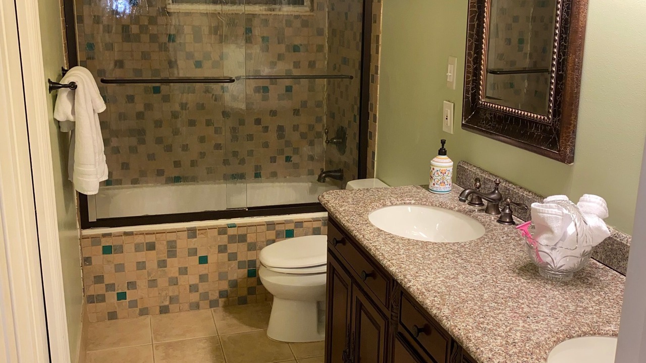 Photo of Bathroom in Pembroke Pines
