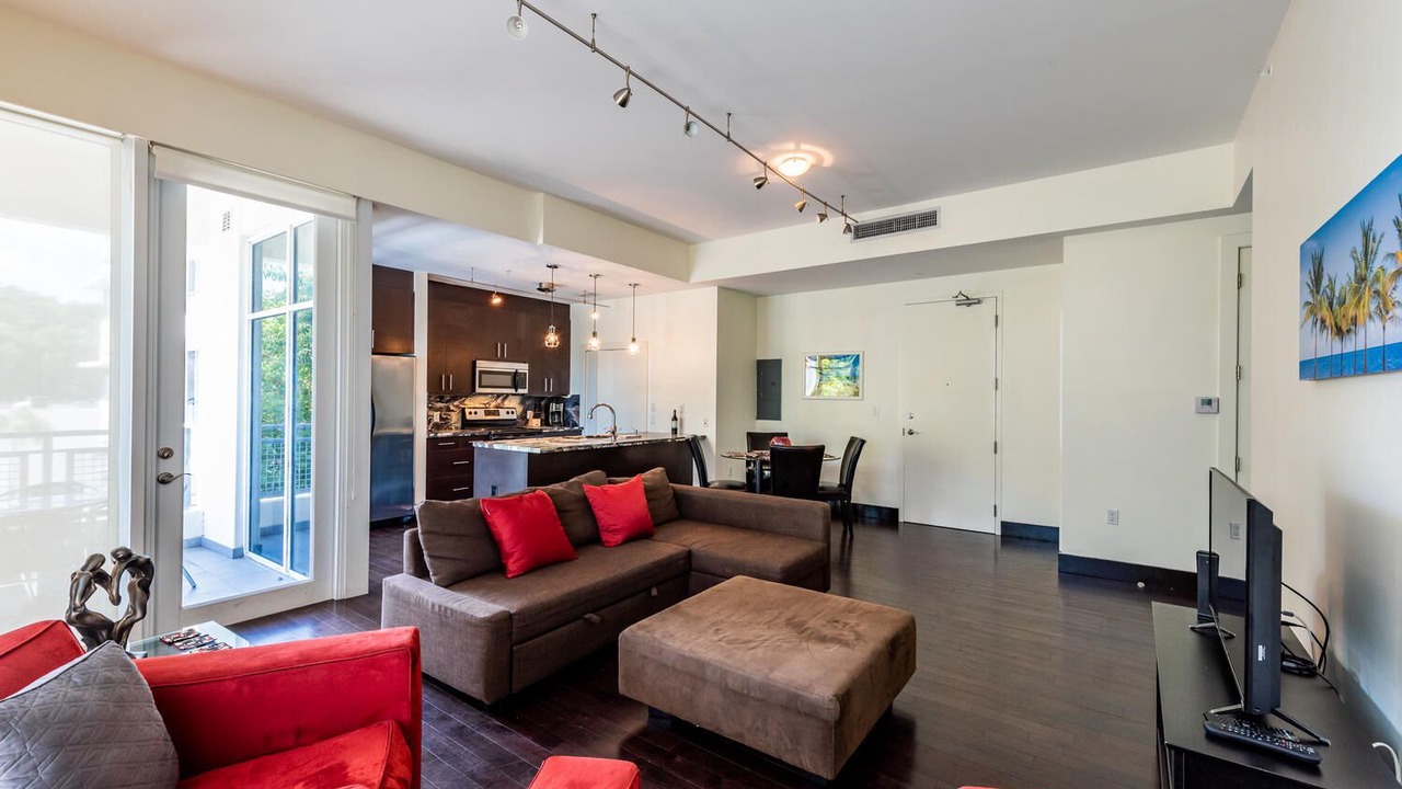 Photo of Livingroom in Northeast Miami