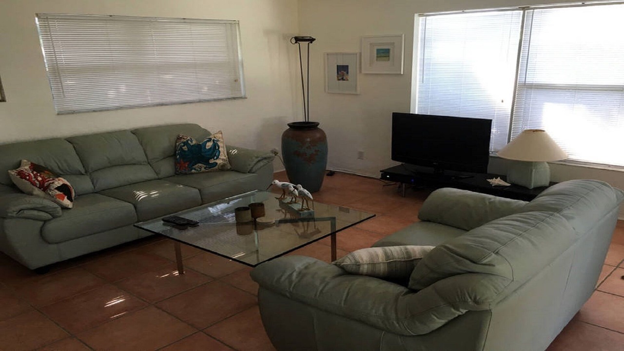 Photo of Livingroom in Lauderdale-by-the-Sea