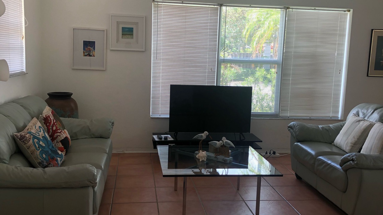 Photo of Livingroom in Lauderdale-by-the-Sea