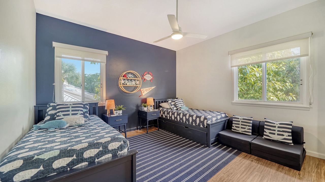 Photo of Bedroom in Trailer Estates