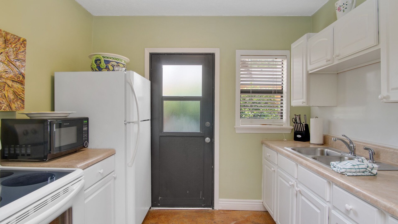 Photo of Kitchen in Cocoa Beach
