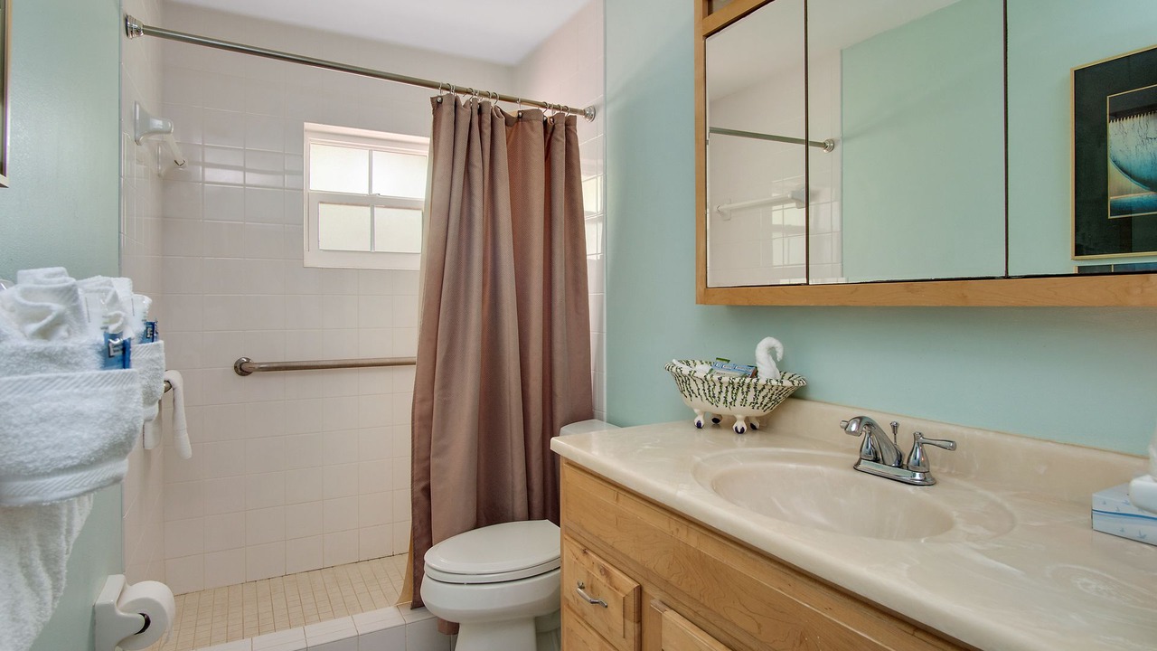 Photo of Bathroom in Cocoa Beach