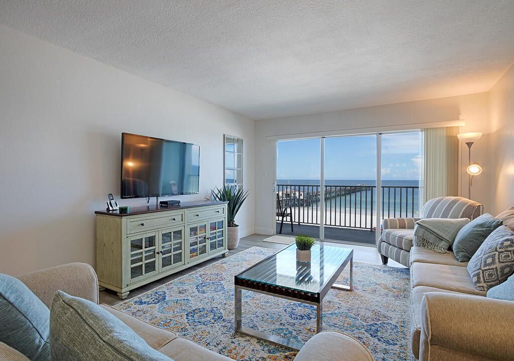 Photo of Bedroom in Redington Shores