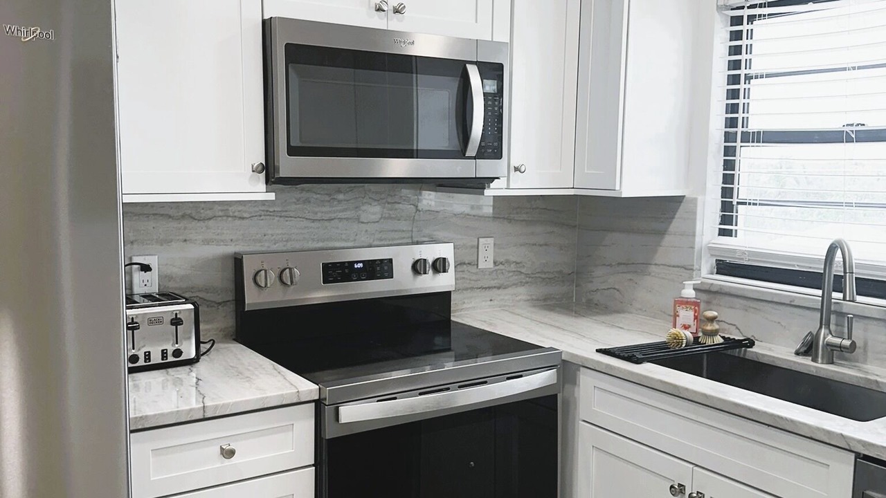 Photo of Kitchen in Mid Island