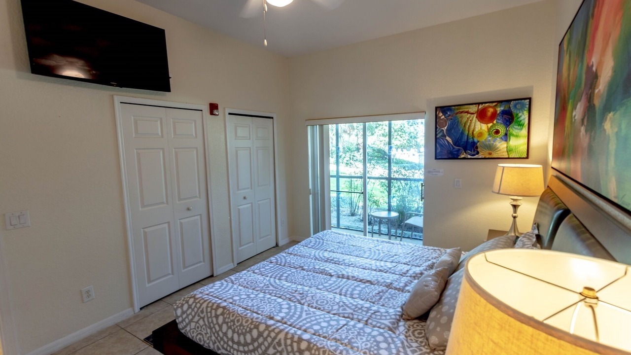 Photo of Bedroom in Bahama Bay