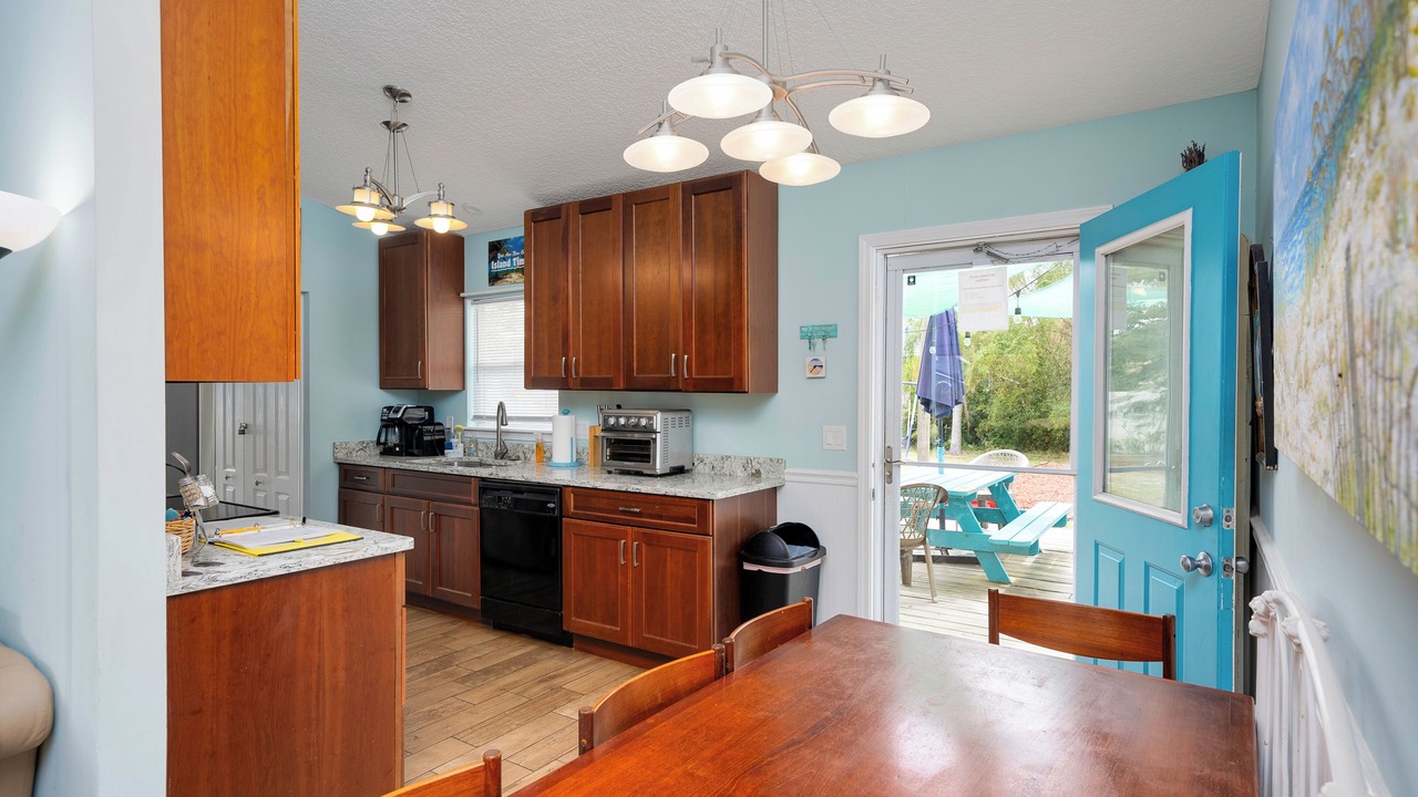Photo of Kitchen in Butler Beach