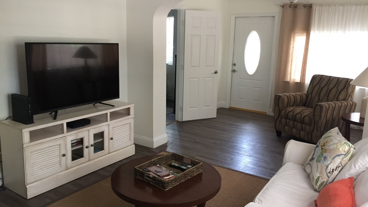 Photo of Livingroom in Mango Groves