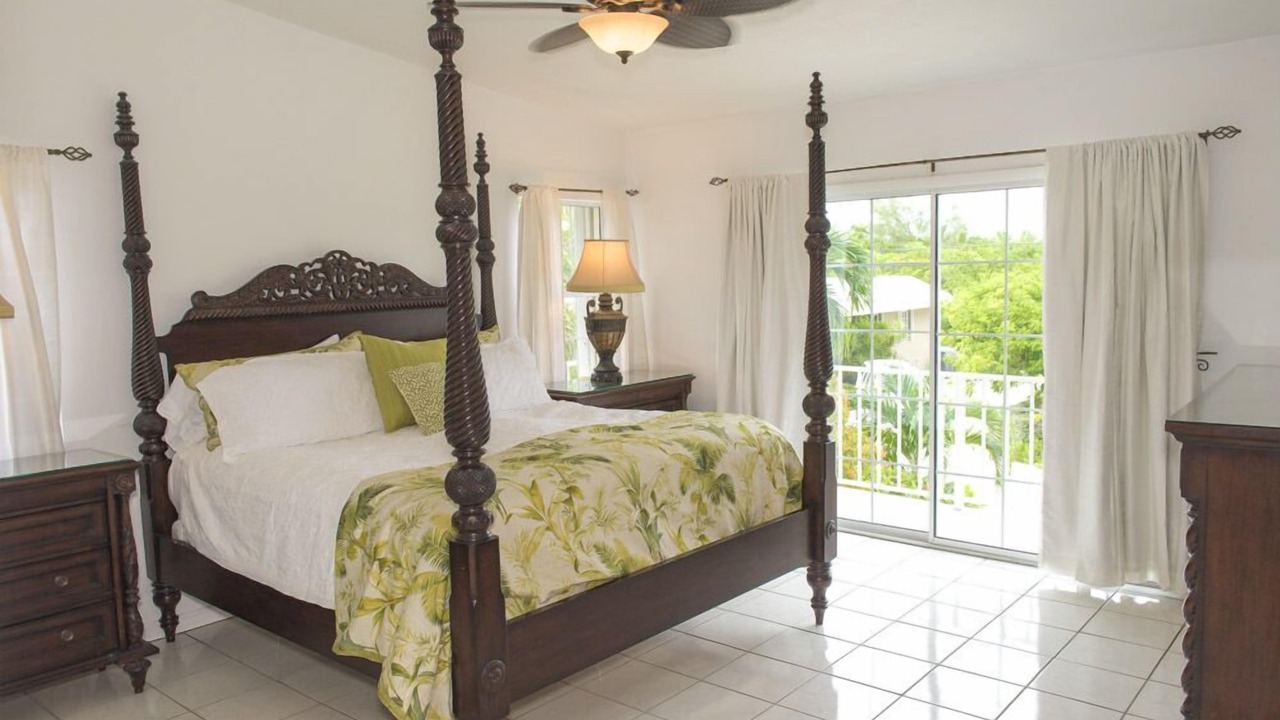 Photo of Bedroom in Islamorada