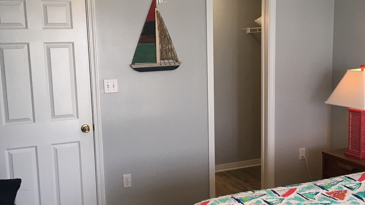 Photo of Bedroom in Gulf Shores