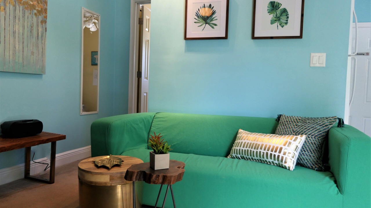 Photo of Livingroom in Altamont Manor