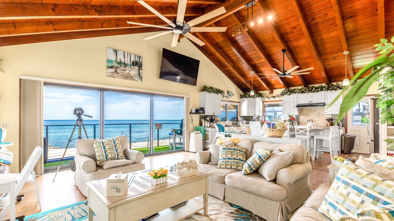 Photo of Livingroom in Stuart