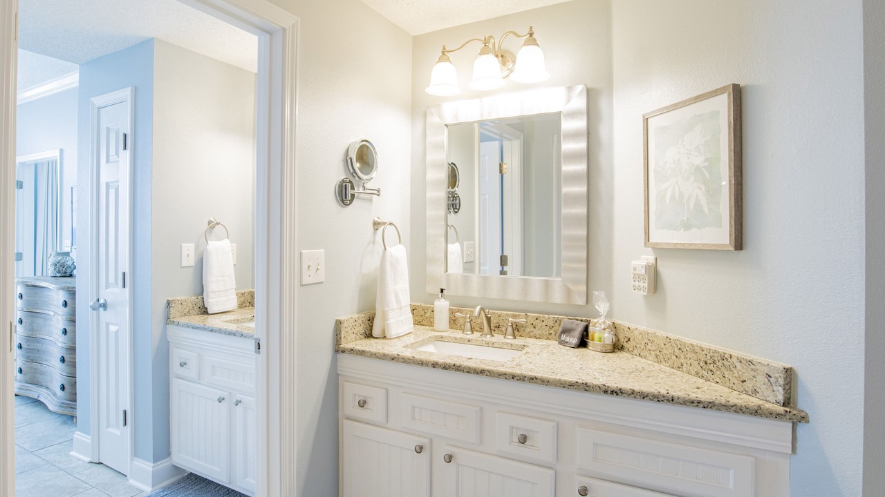 Photo of Bathroom in Ono Island